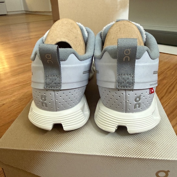 On Cloud 5 Terry – Women’s 8.5 – Heather/White – Brand New - Picture 5 of 8